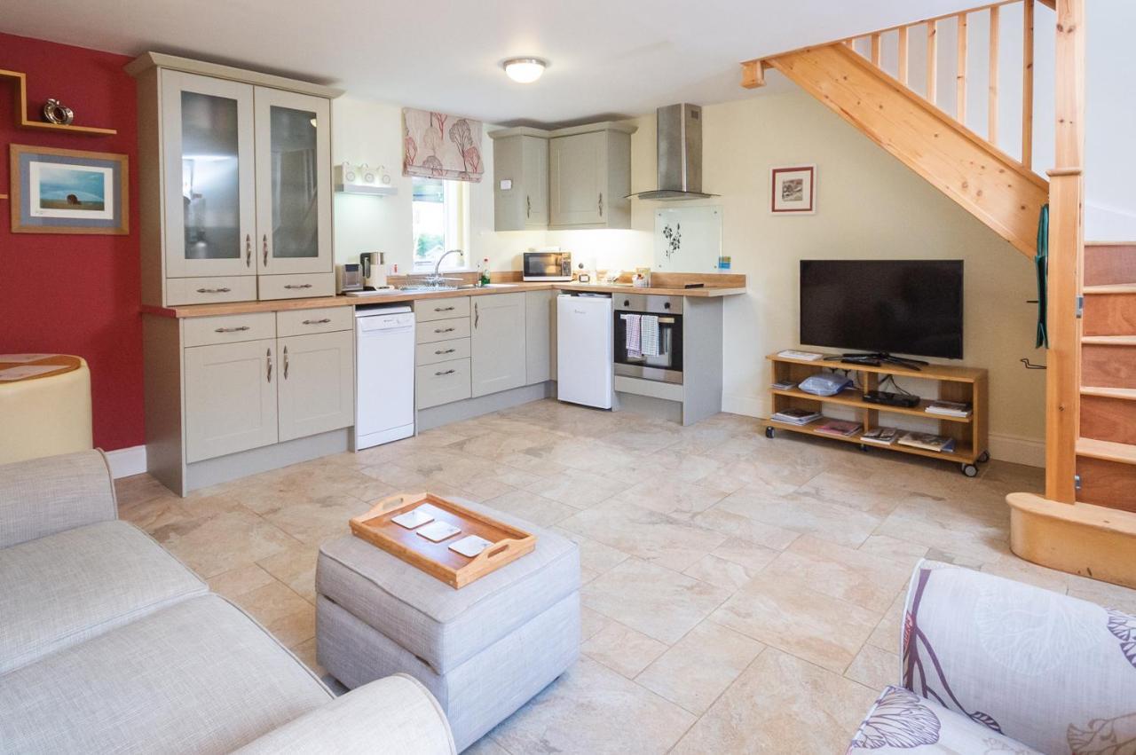 Mollett'S Farm Apartment Saxmundham Exterior photo
