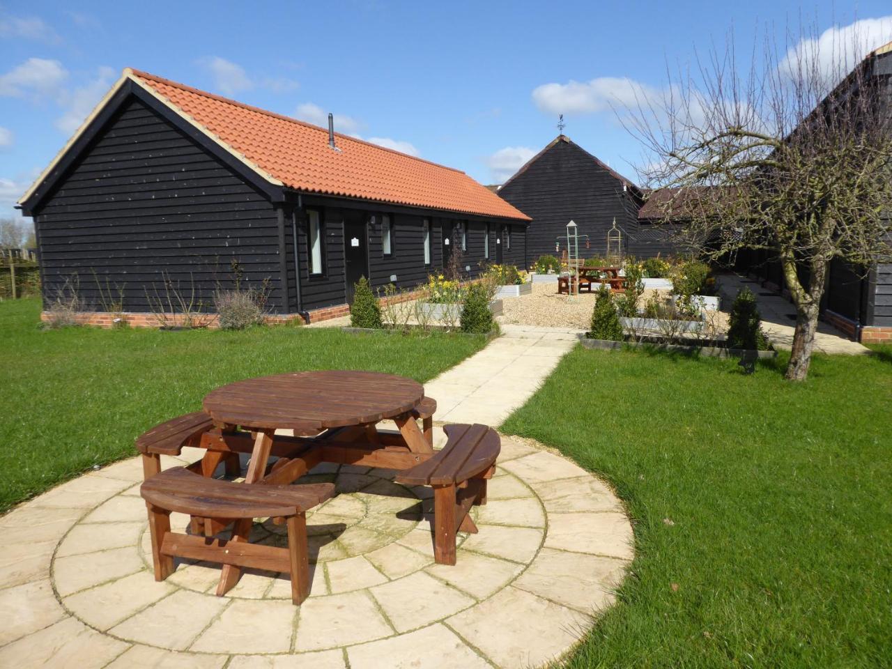 Mollett'S Farm Apartment Saxmundham Room photo