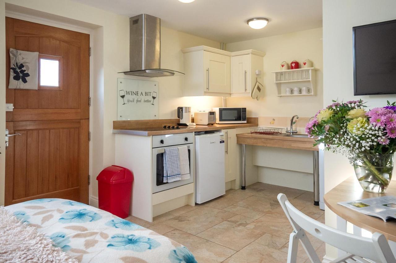 Mollett'S Farm Apartment Saxmundham Exterior photo